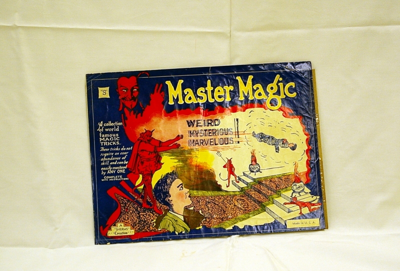 Vintage - Cover to Original Sherms Magic Set
