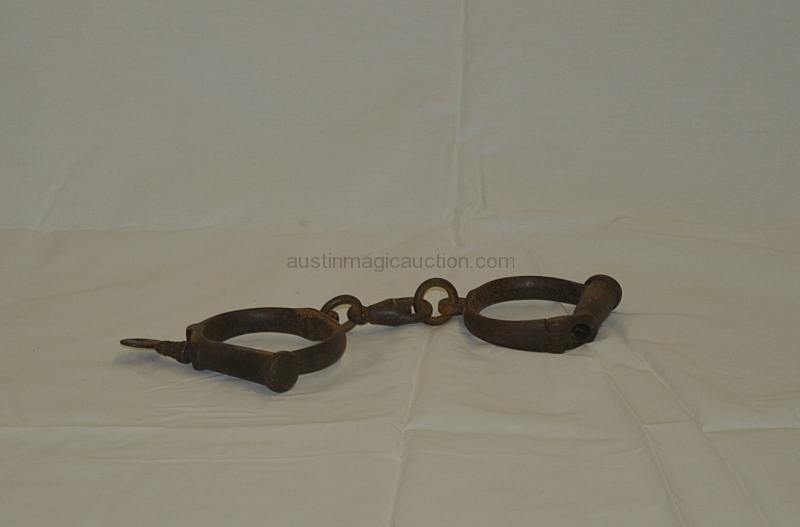 Vintage - Darby Handcuffs